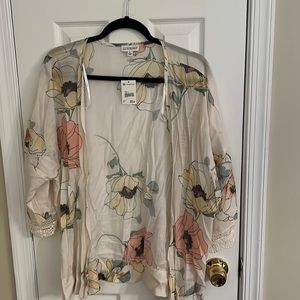 Lightweight floral cardigan/kimono